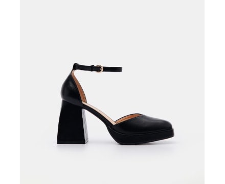 buty na szerokim obcasie