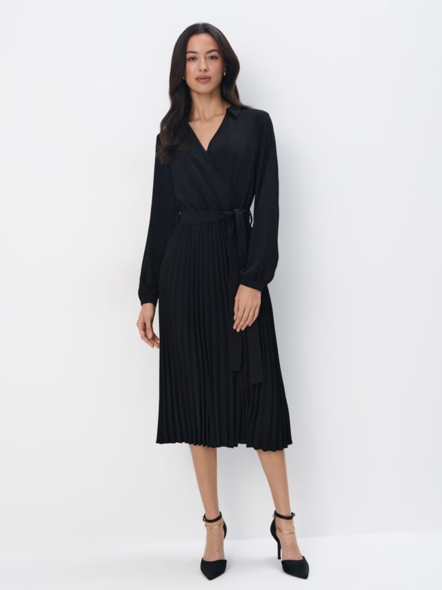 Rochie midi cu decolteu plic de la MOHITO