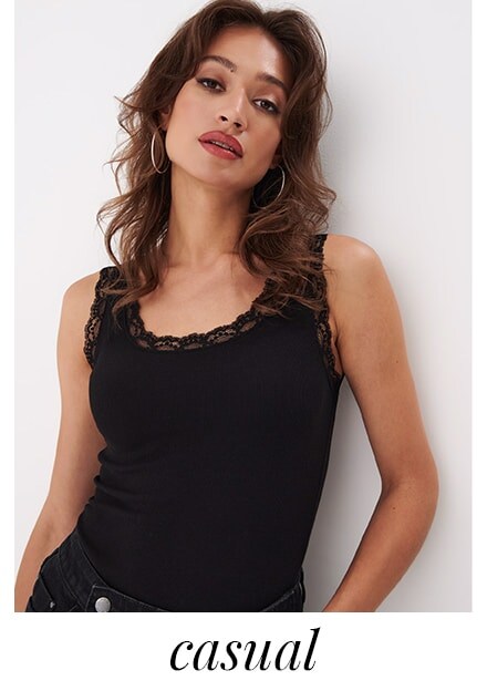 top negru cu dantela