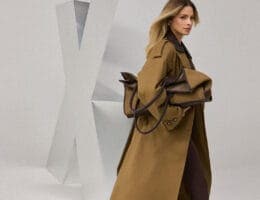 Jak nosić trencz? Propozycje dla kobiet na 2026 rok od MOHITO