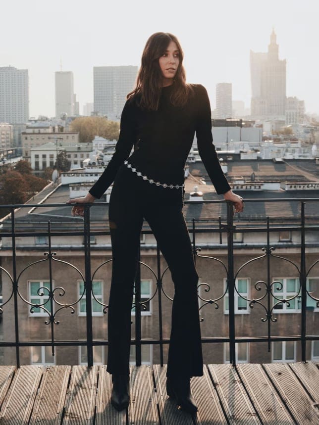 Elegancka, gustowna i modna kreacja w stylu CowGirl - Iza Krzan x MOHITO