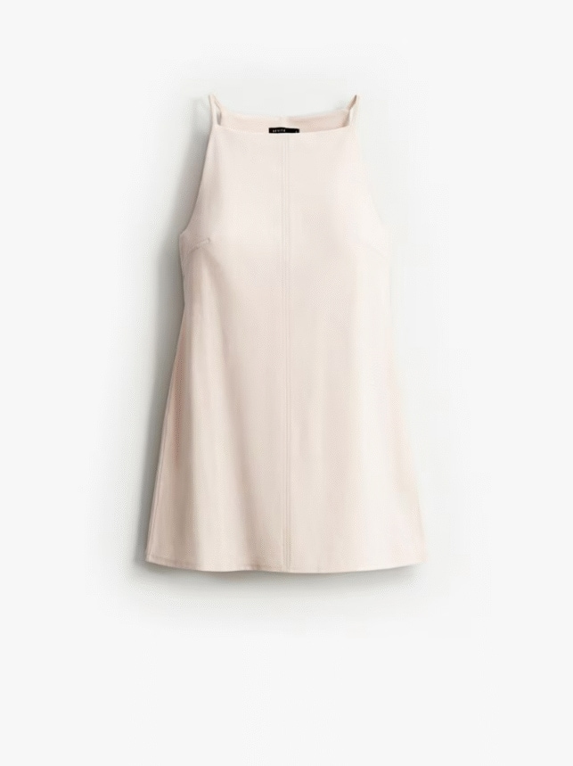 Rochie mini cu decolteu halter. Croială lejeră. Lungime mini. Decolteu halter. 70% bumbac.