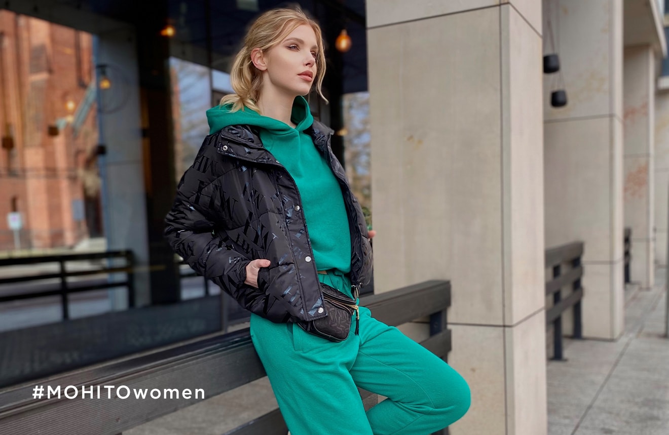 damski dres w stylizacji z czarna kurtką