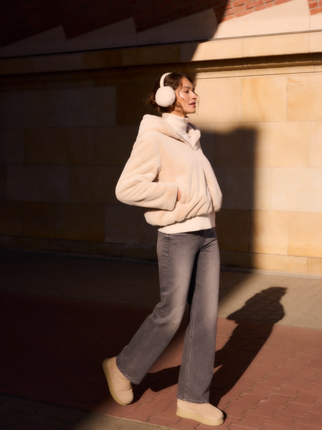 Jasna stylizacja na zimę MOHITO