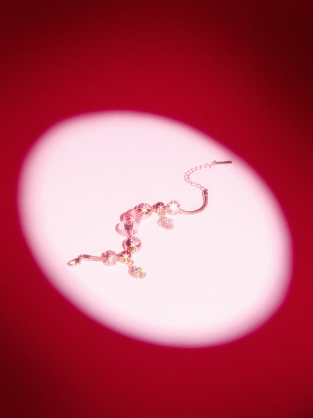 Brățară cu pandantive
