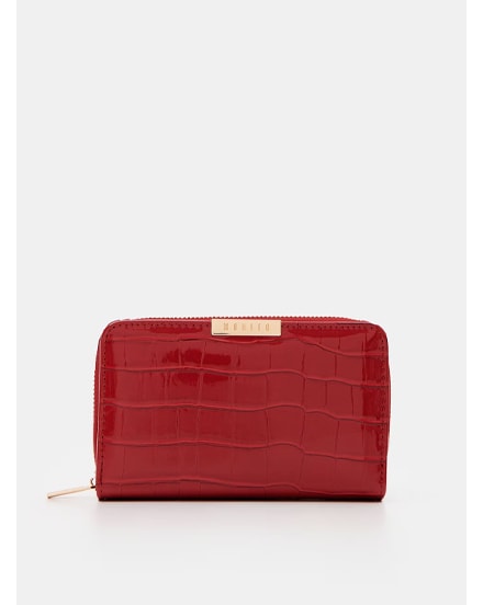 duży czerwony portfel