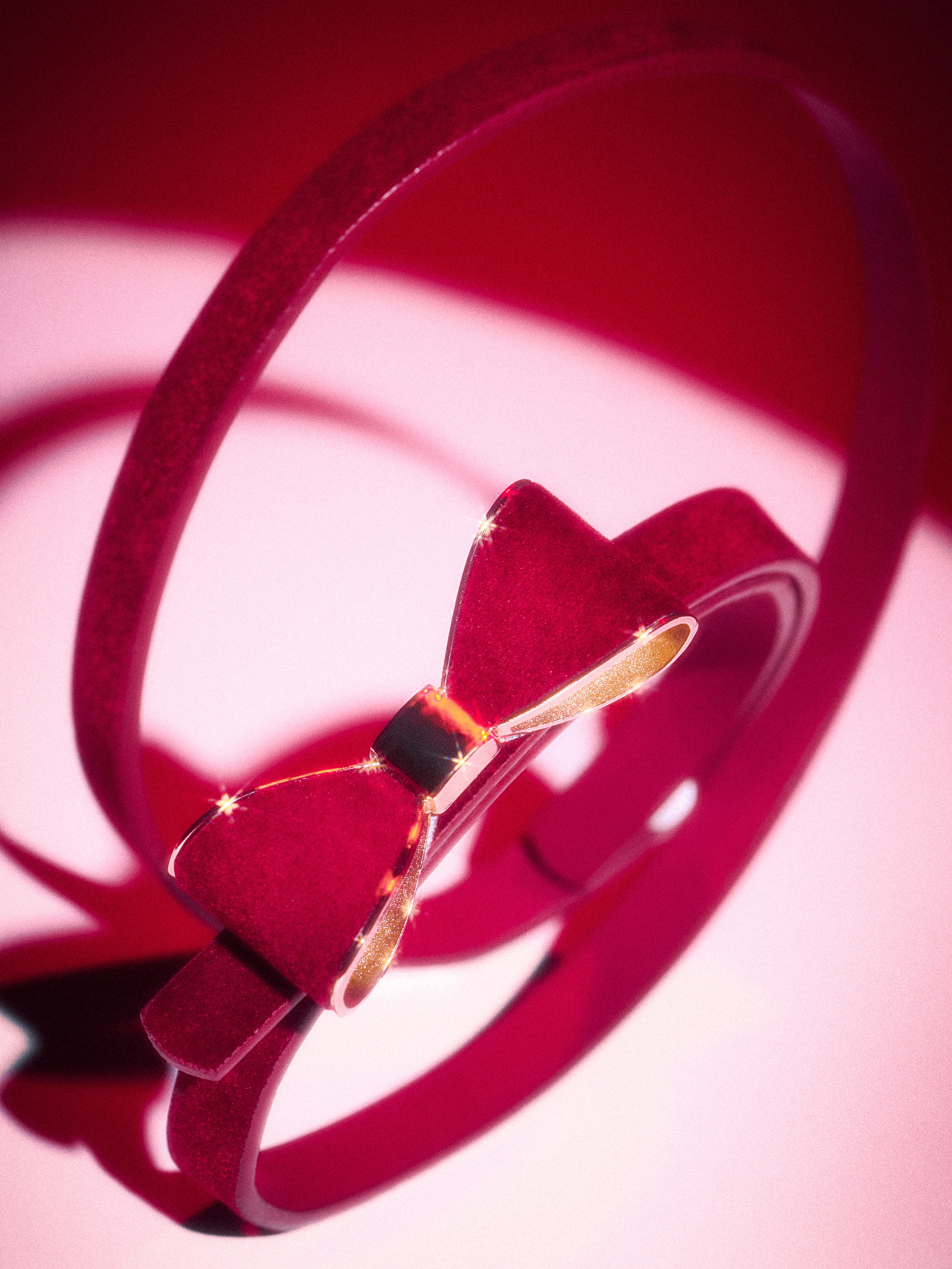 Accesorii cadou roșii de la MOHITO