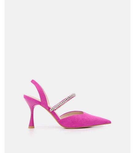 różowe czółenka na szpilce