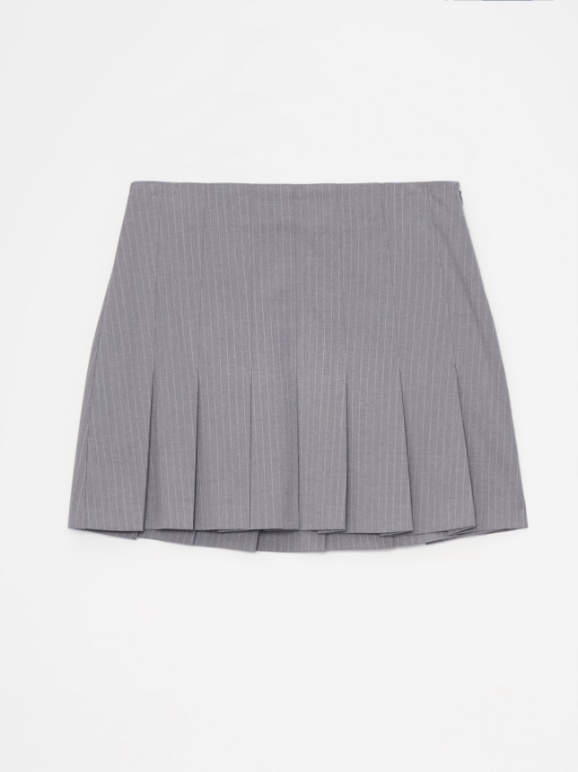 Szara spódnica mini z plisami w stylu Y2K