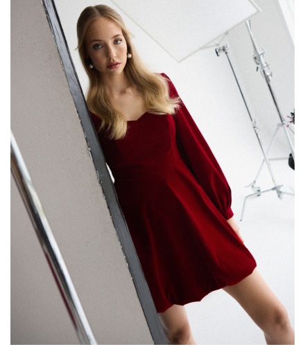 welurowa sukienka mini