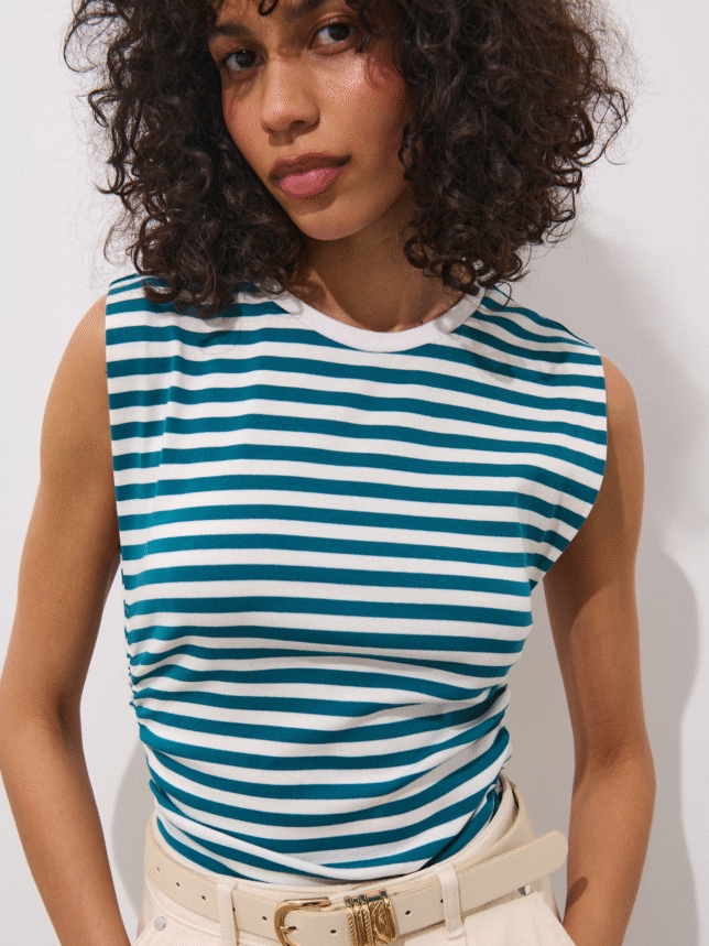 Koszulka w paski lazurowo białe idealna na lato.
