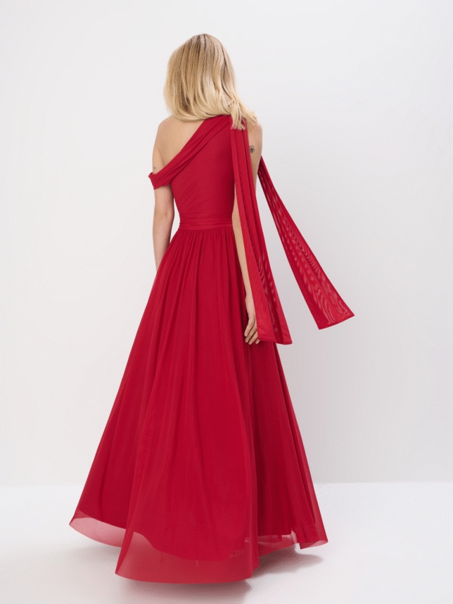 Wieczorowa sukienka maxi w kolorze czerwonym. Idealna propozycja na wesele.