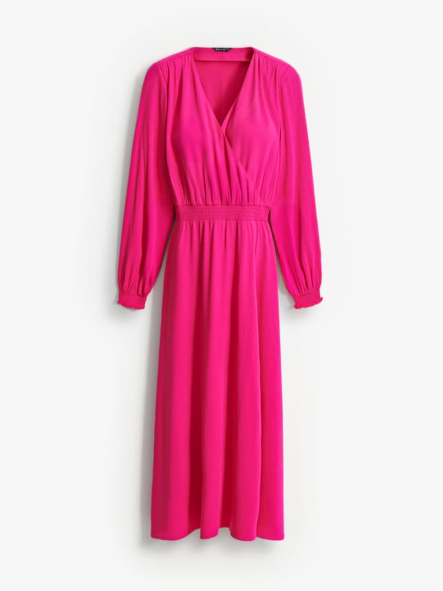 Kopertowa sukienka o długości midi z długimi rękawami i swobodnym dołem.
