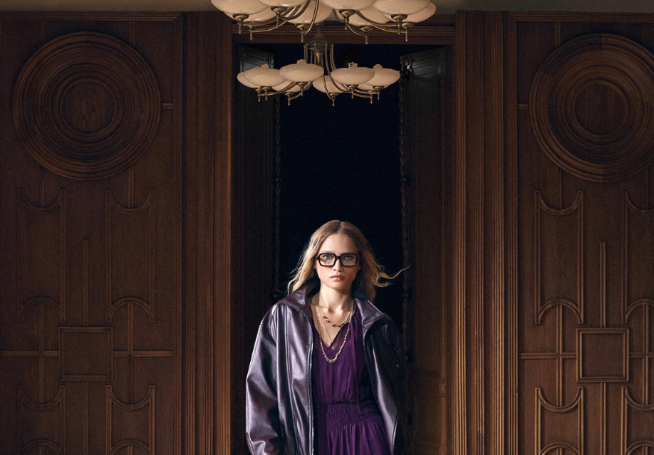 Ce culoare se potrivește cu bordo? Descoperă tendința sezonului! Vezi cum să le combini