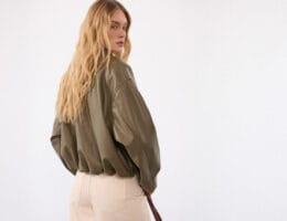 kurtka przejściowa baner