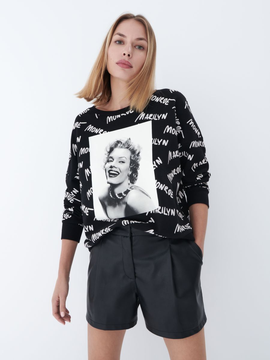 black printed sweatshirt