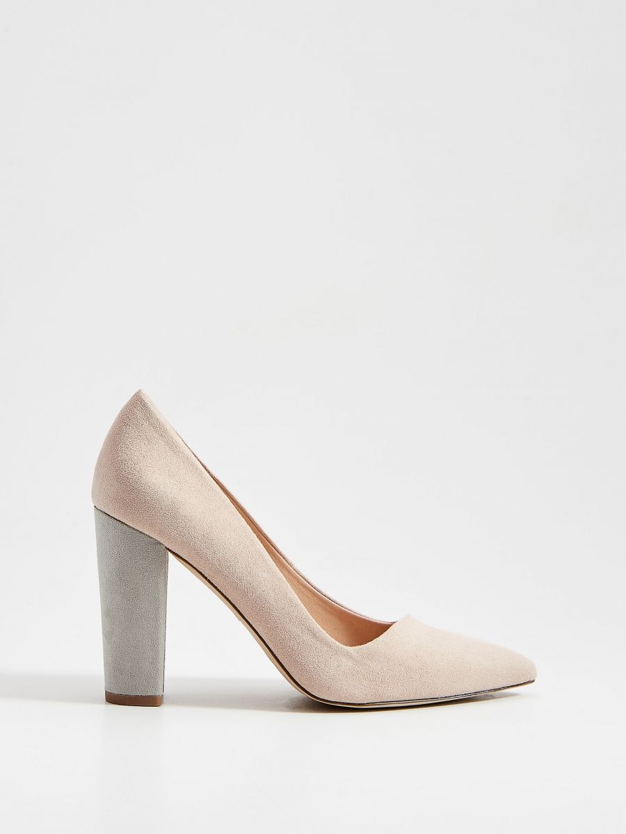 chunky heel pumps